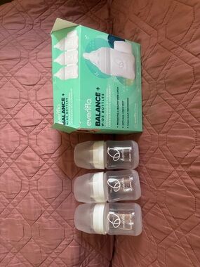 Evenflo Balance+ Wide Bottles in Mint Box - White Caps